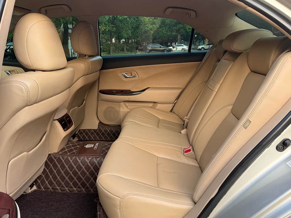 Toyota crown Toyota crown