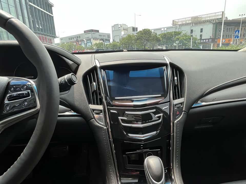 Cadillac ATS-L
