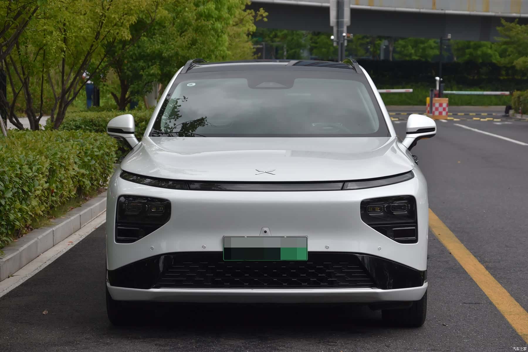 Xpeng G9, 2023 4