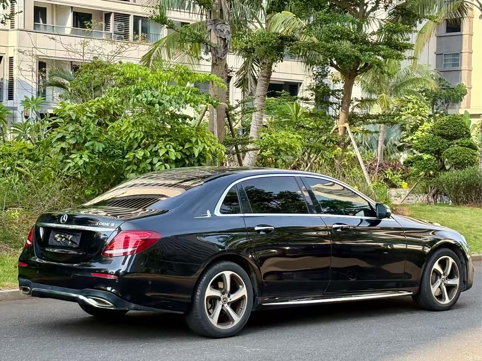 Mercedes-Benz E-Class, 2017 16