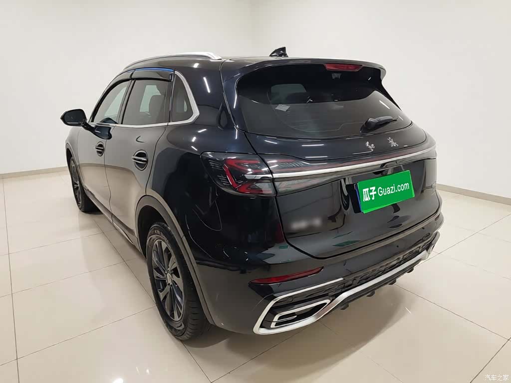 Hongqi HS5, 2025 23