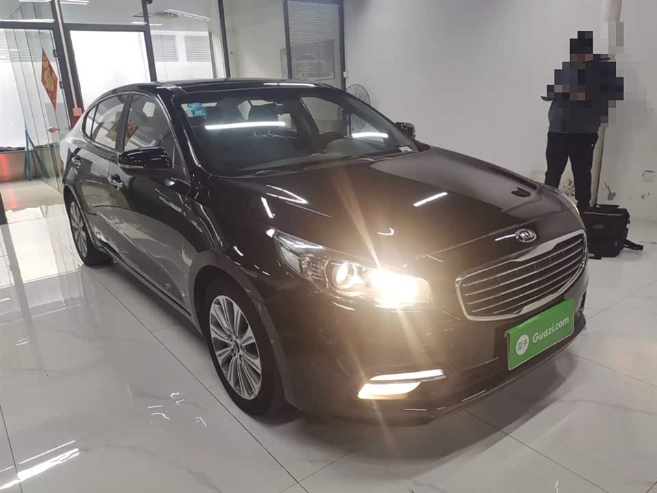 Kia K4