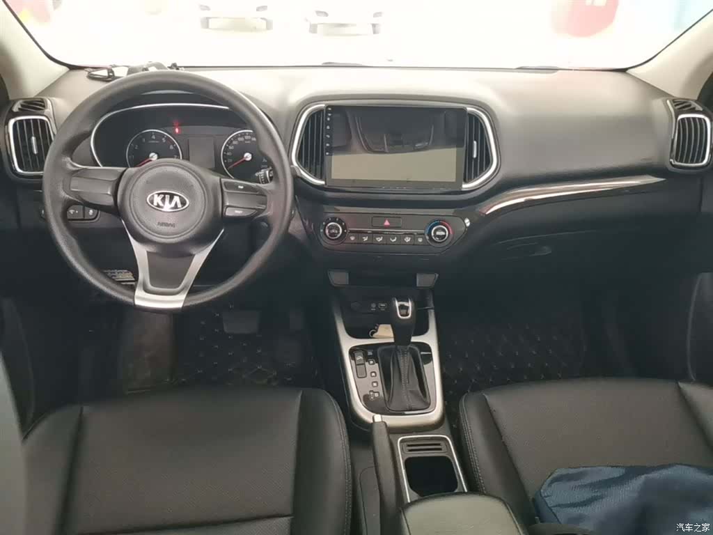 Kia KX3, 2016 10