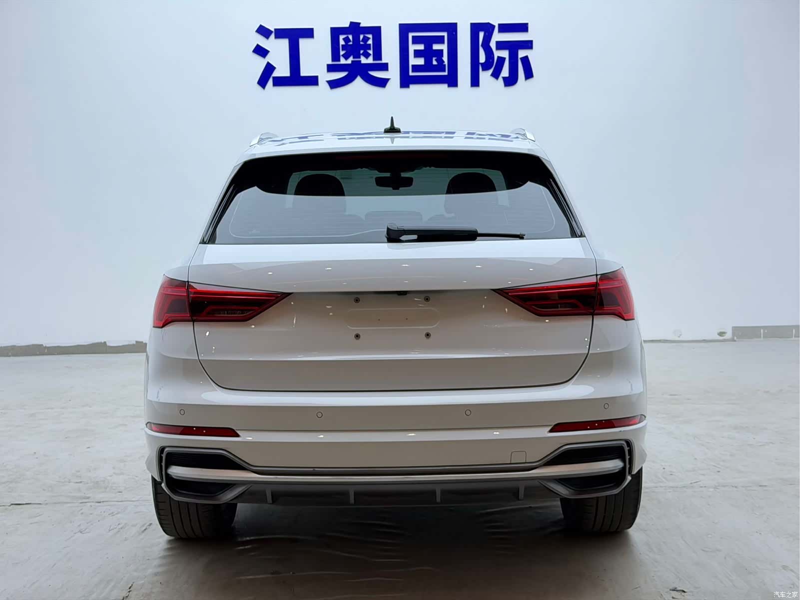 Audi Q3, 2023 18