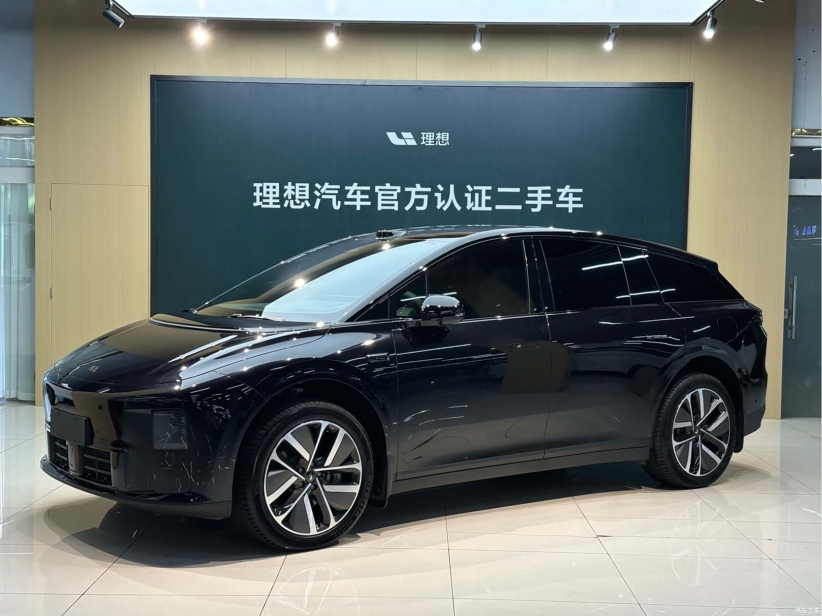 Li Auto i6, 2025 1