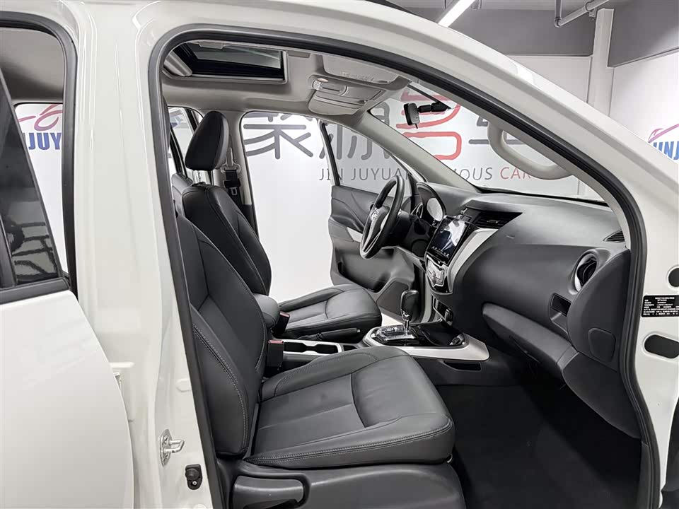 Nissan Tuda