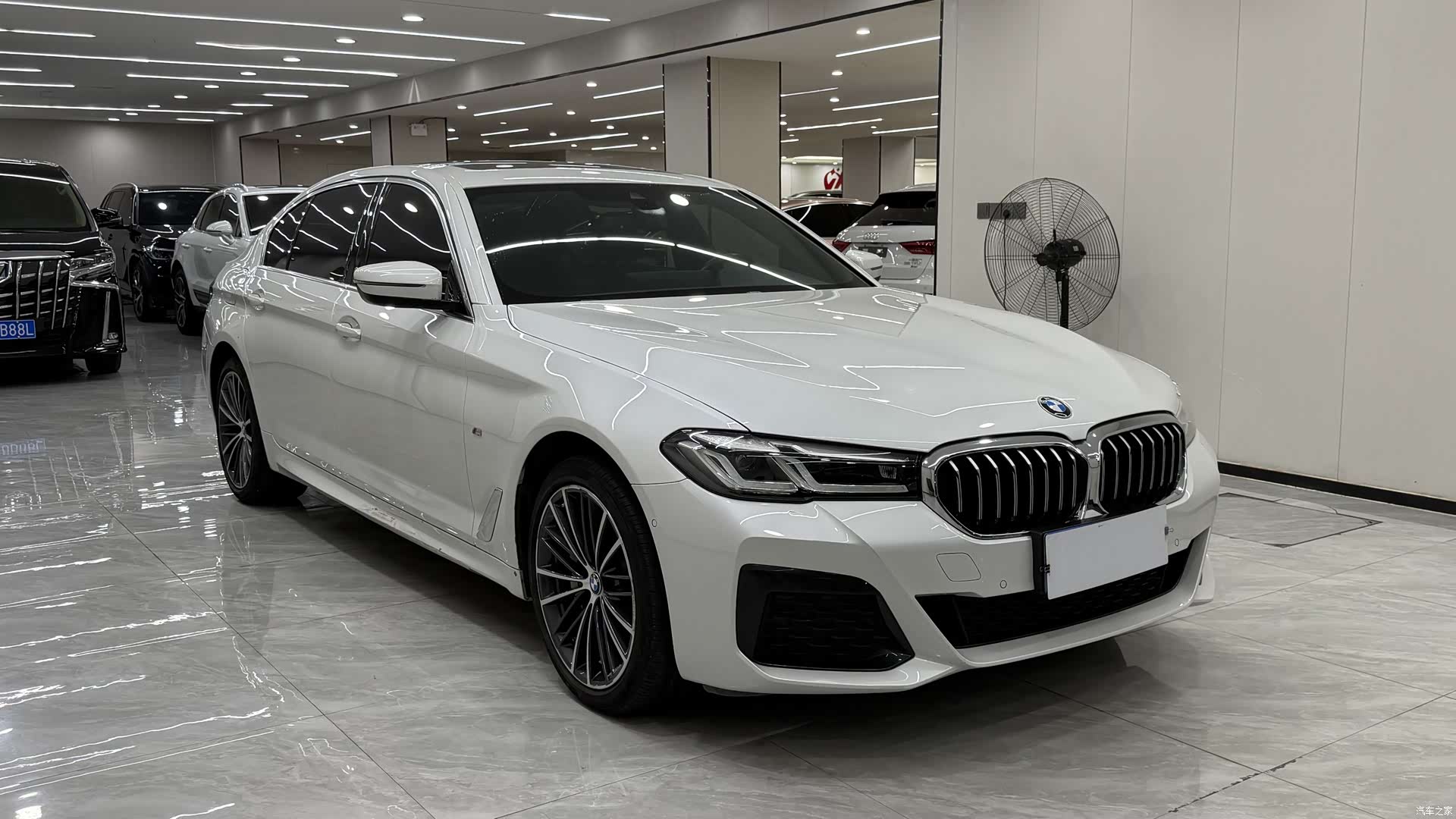 BMW 5 Series, 2022 2