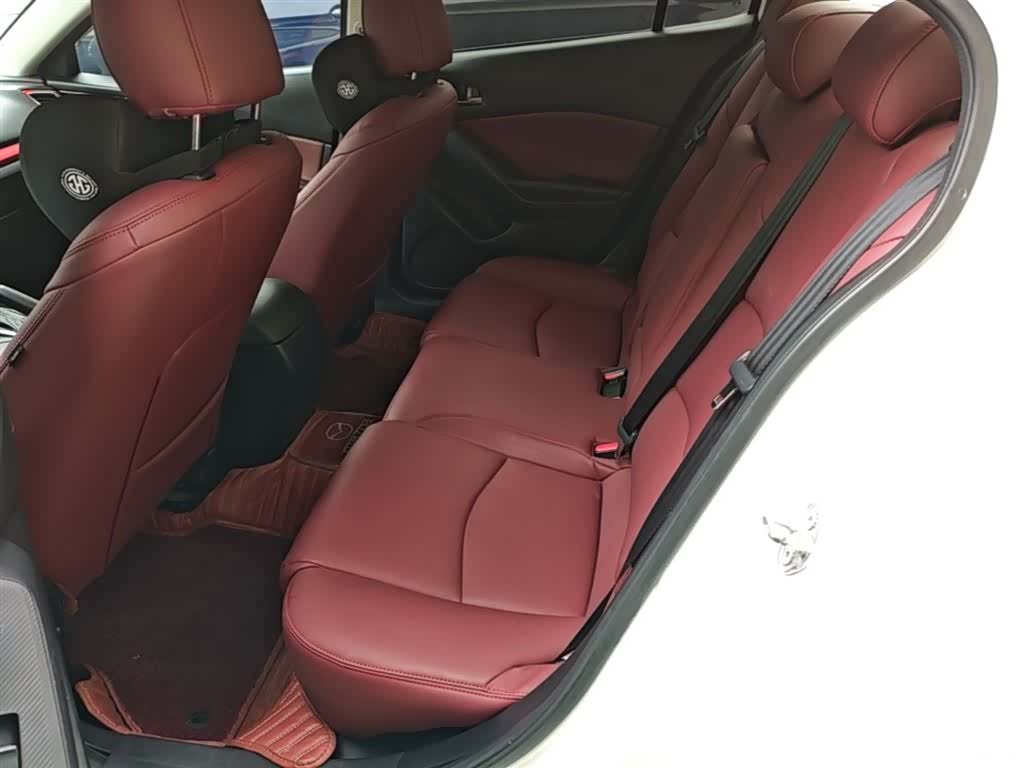 Mazda Mazda3, 2016 17