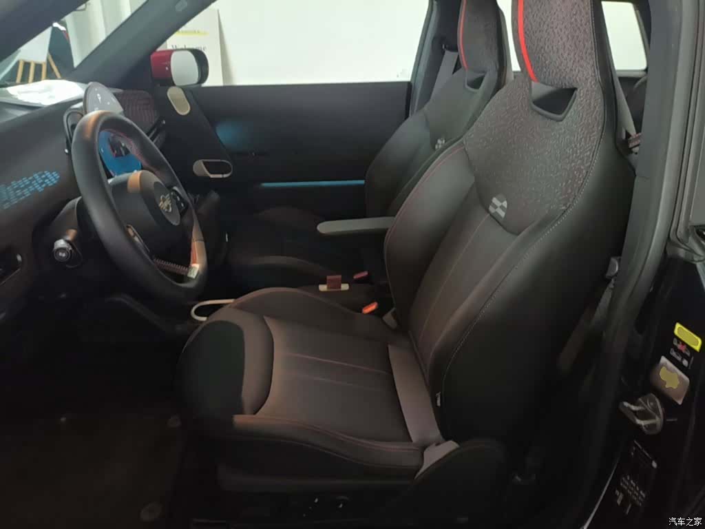 Mini Cooper, 2024 15
