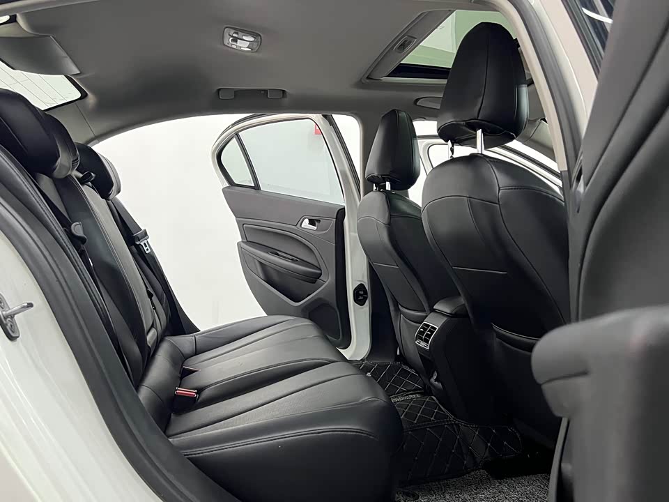 Peugeot 408 Peugeot 408