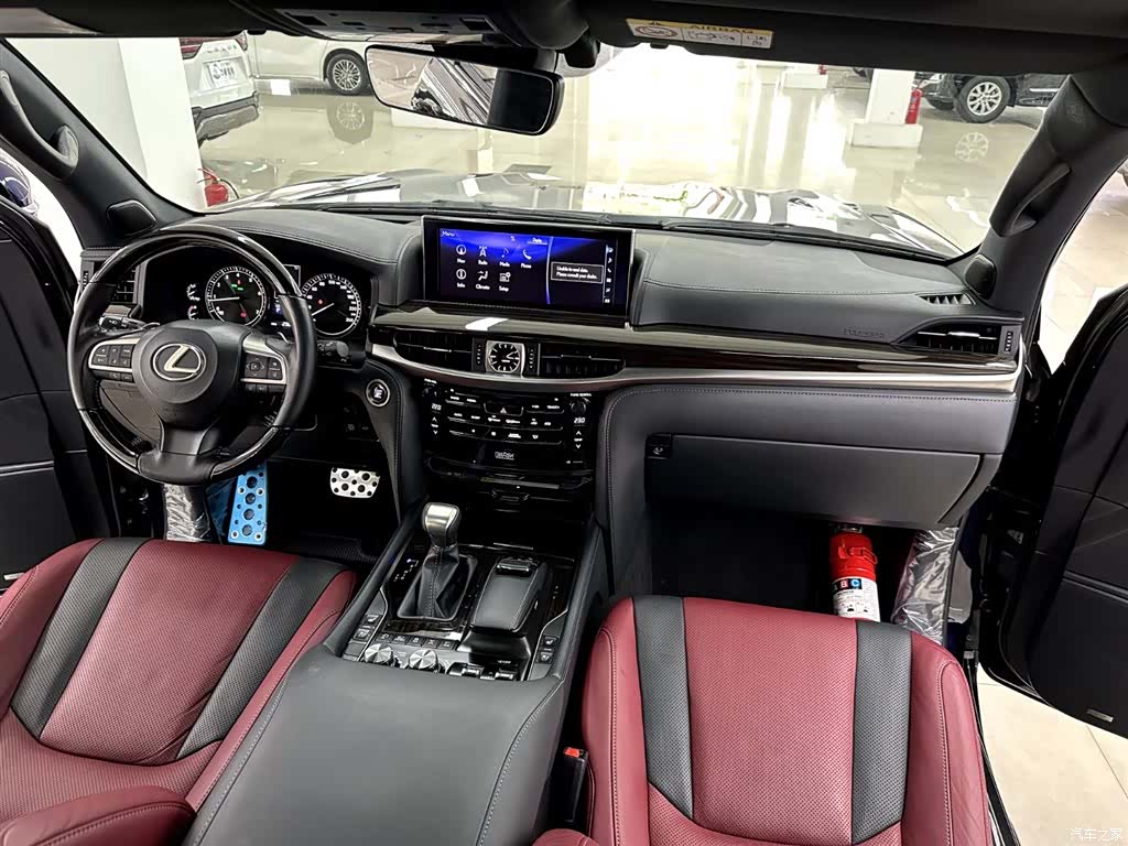 Lexus LX, 2020 14