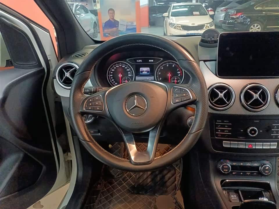 Mercedes-Benz Class B