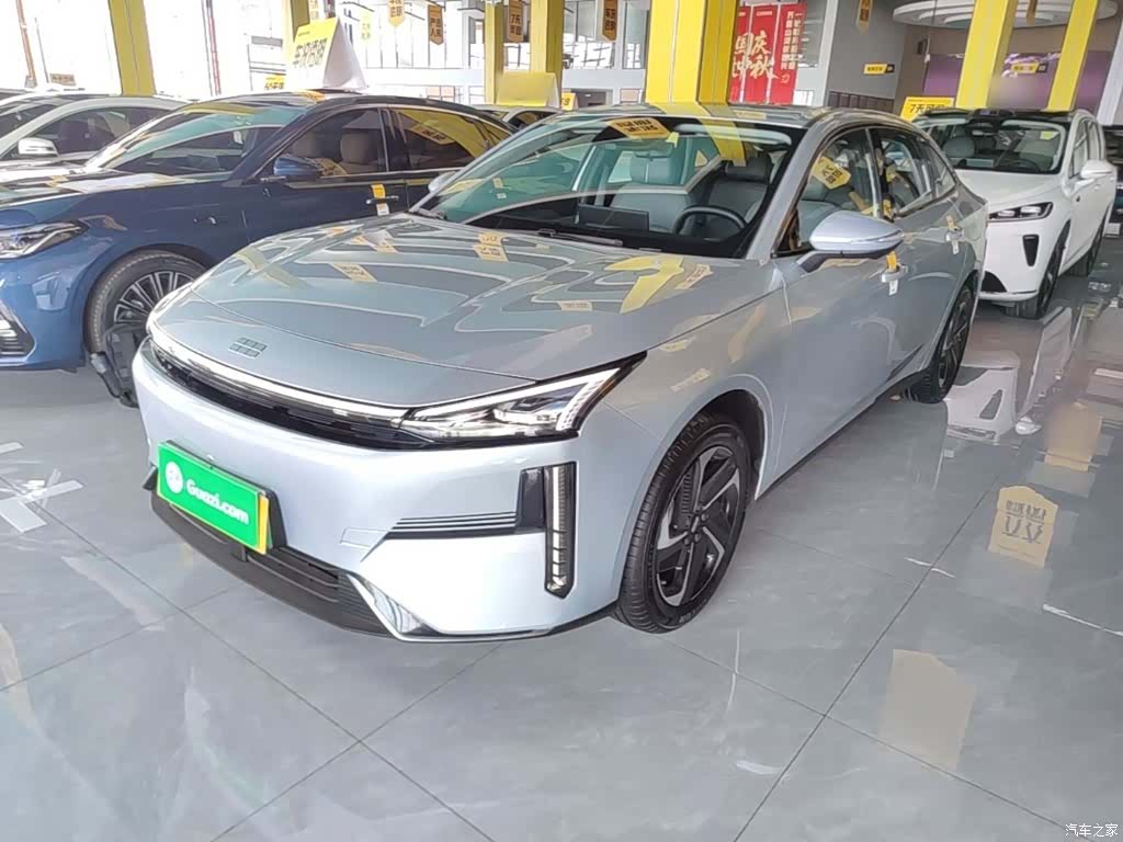 Geely Galaxy L6, 2025 2