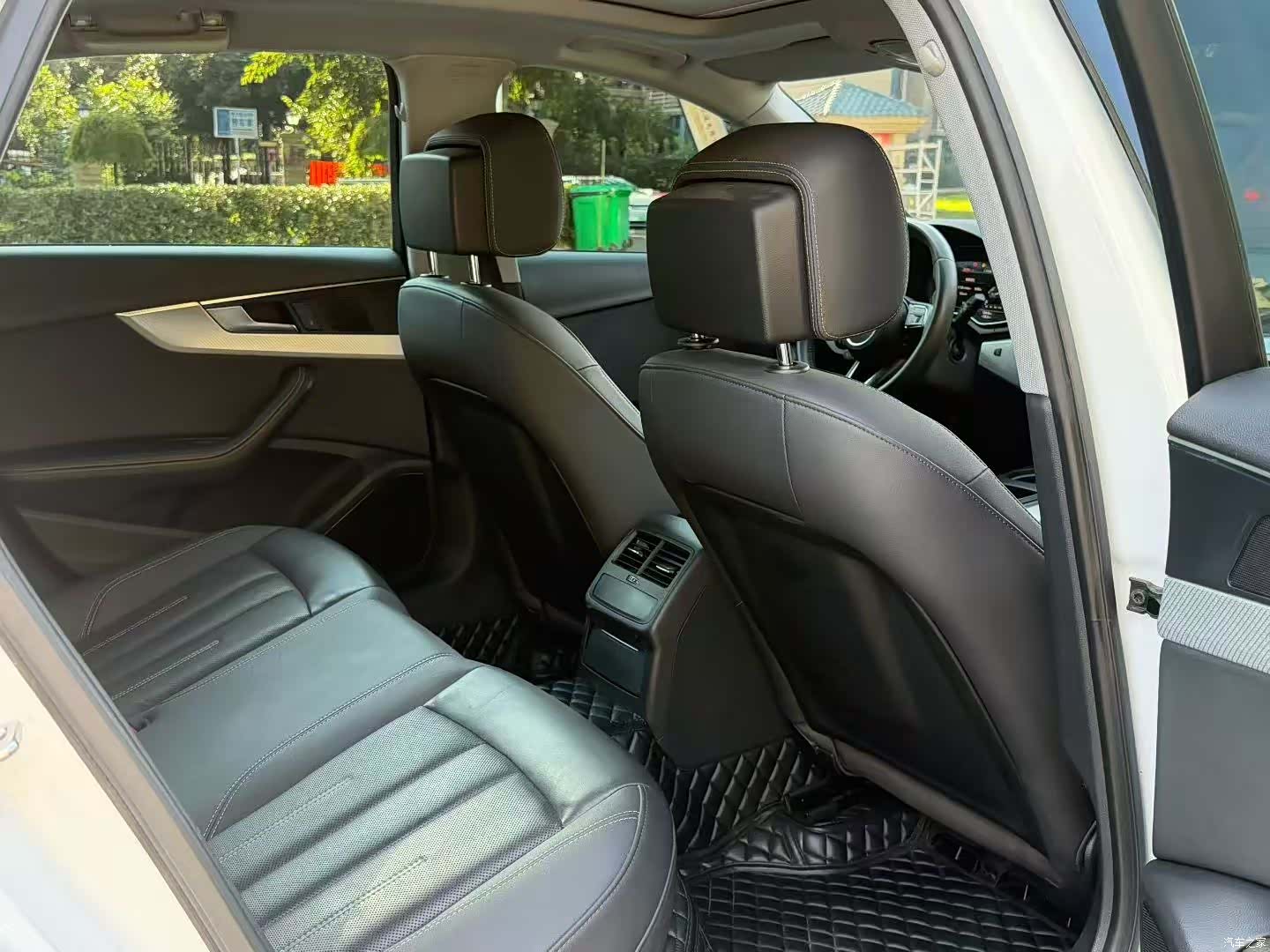 Audi A4L, 2021 7