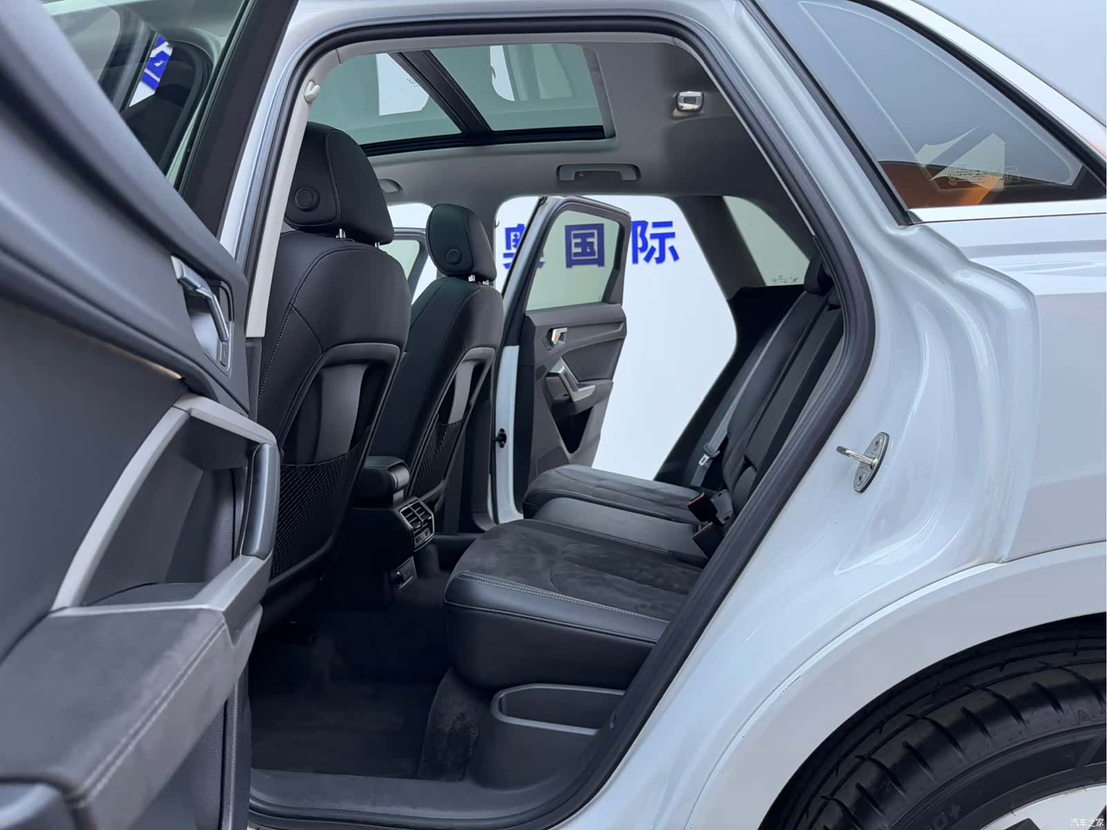 Audi Q3, 2023 15