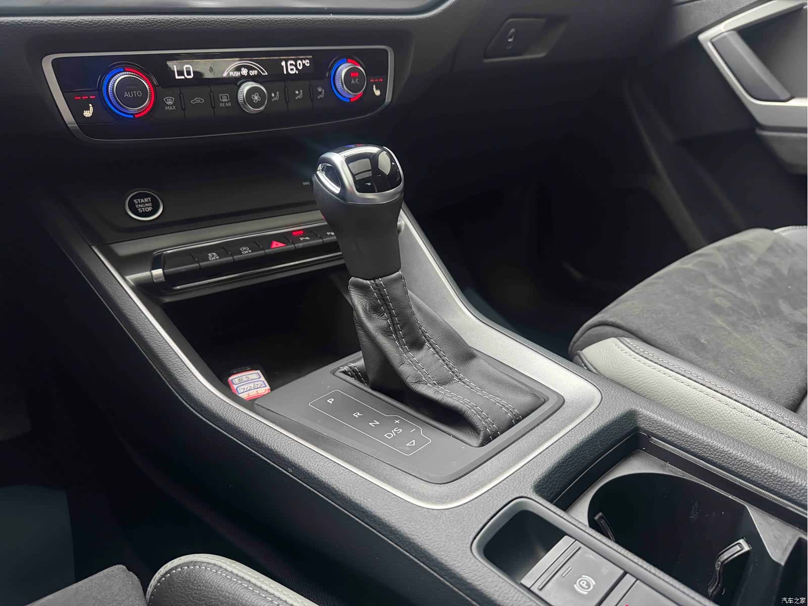 Audi Q3, 2022 12