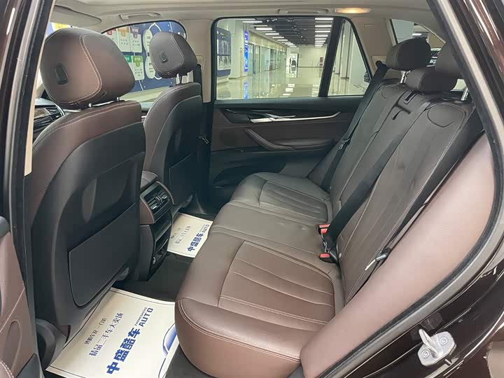 BMW X5, 2015 года фото 15