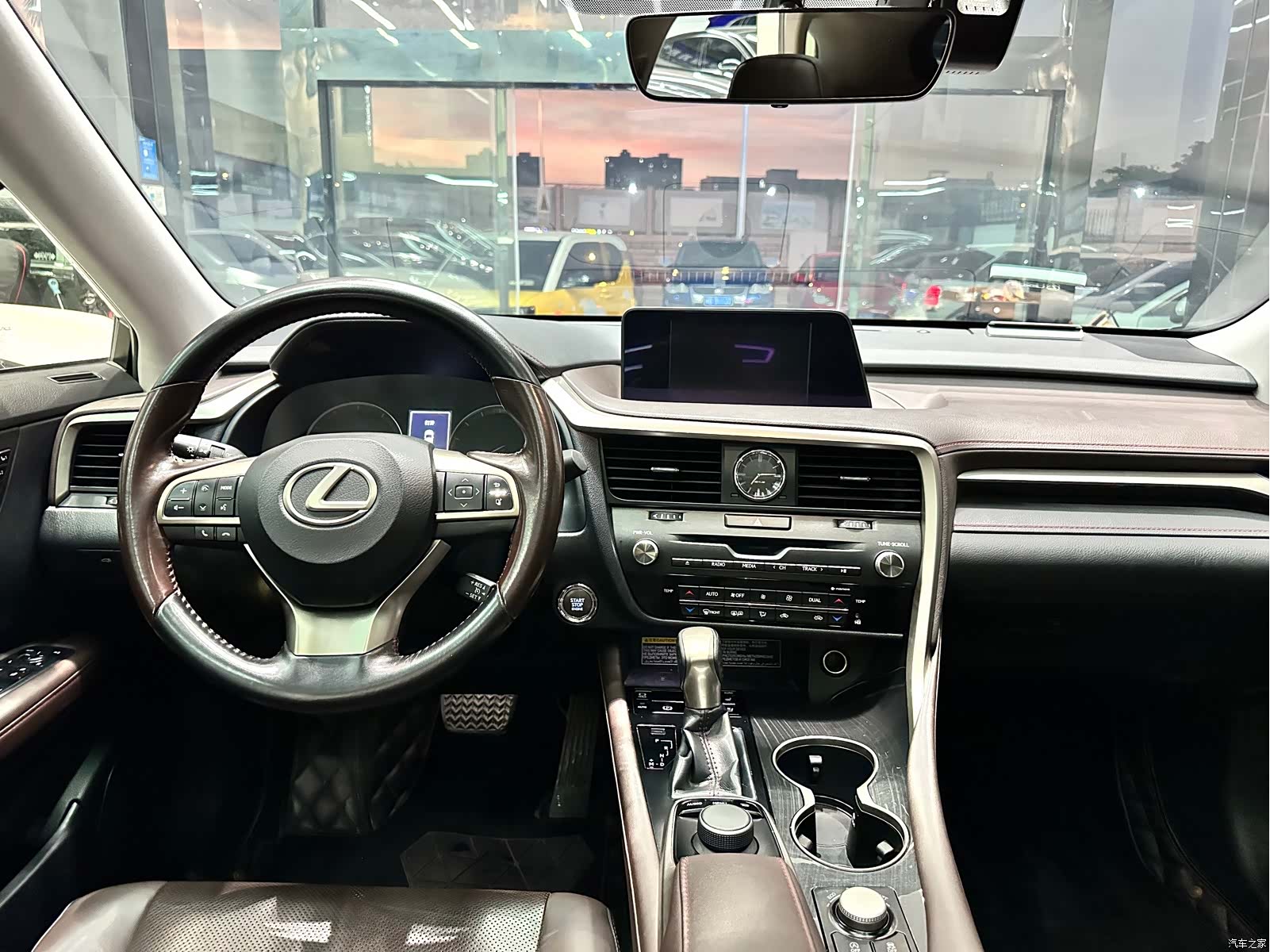 Lexus RX, 2018 7