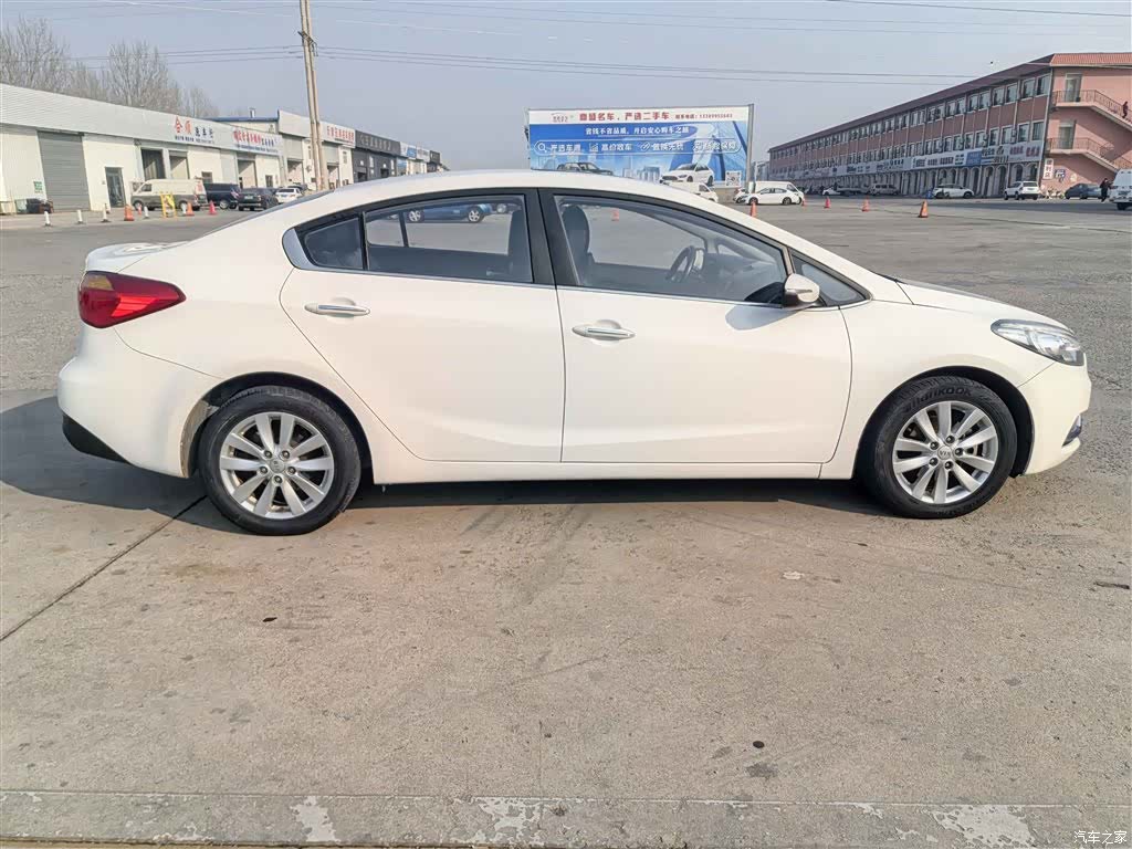 Kia K3, 2015 14