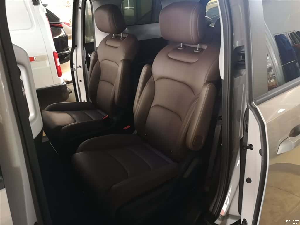 Wuling 730, 2025 17