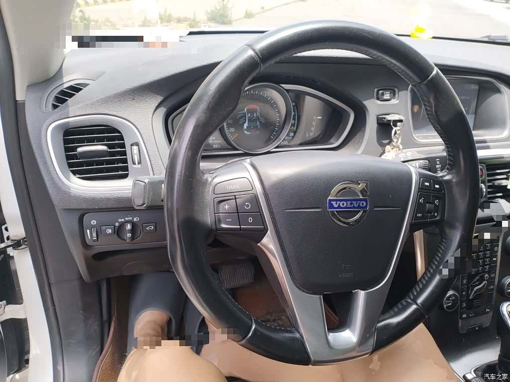 Volvo V40, 2015 6
