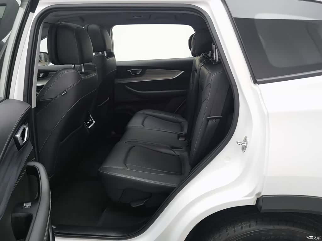 Chery Tiggo 8 Plus, 2022 15