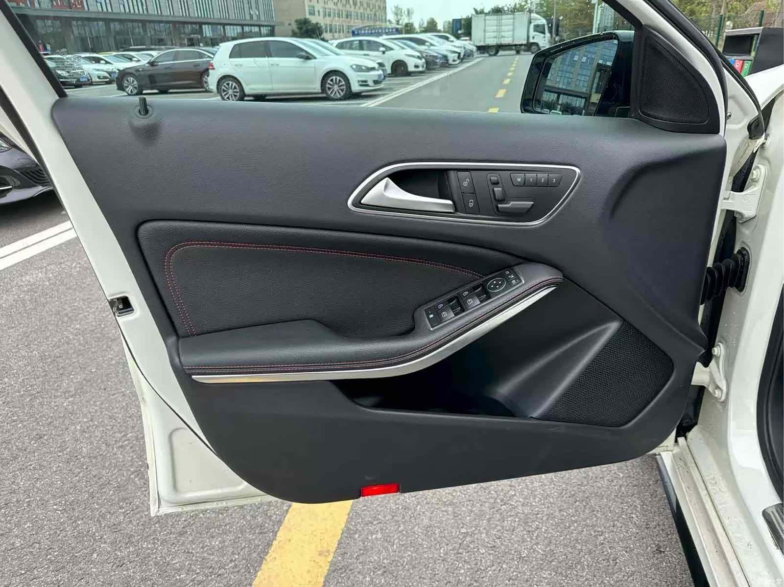 Mercedes-Benz A-Class, 2014 11