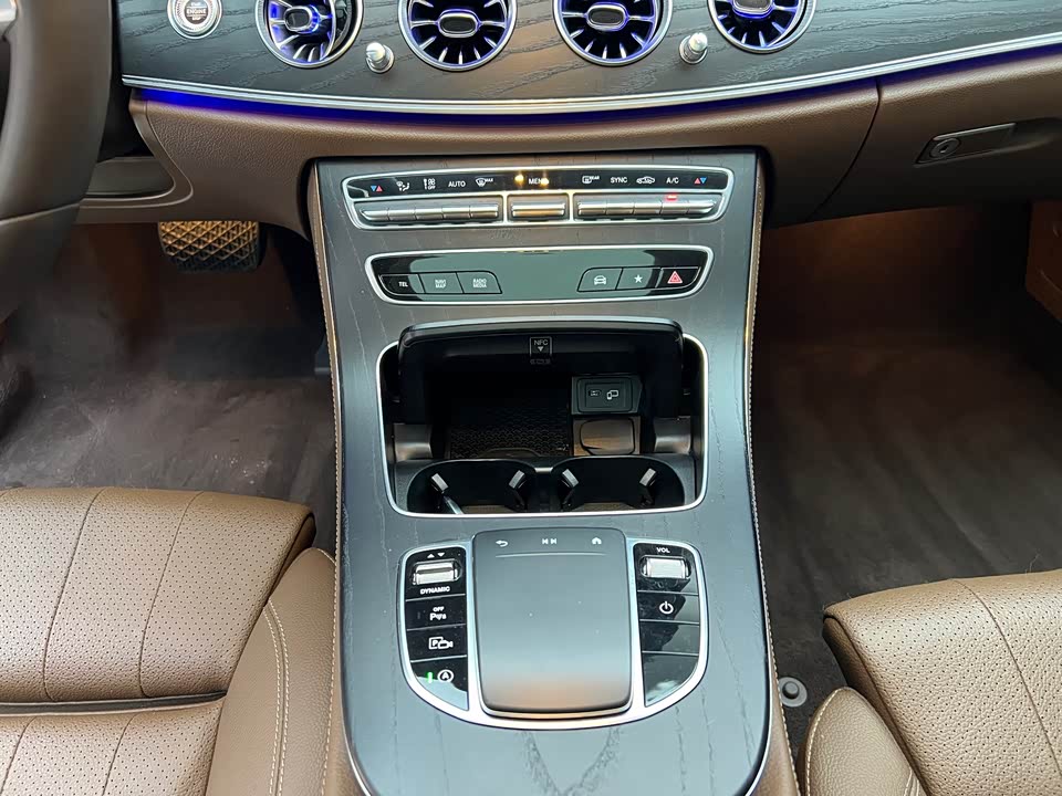 Mercedes-Benz E-class Mercedes-Benz E-class