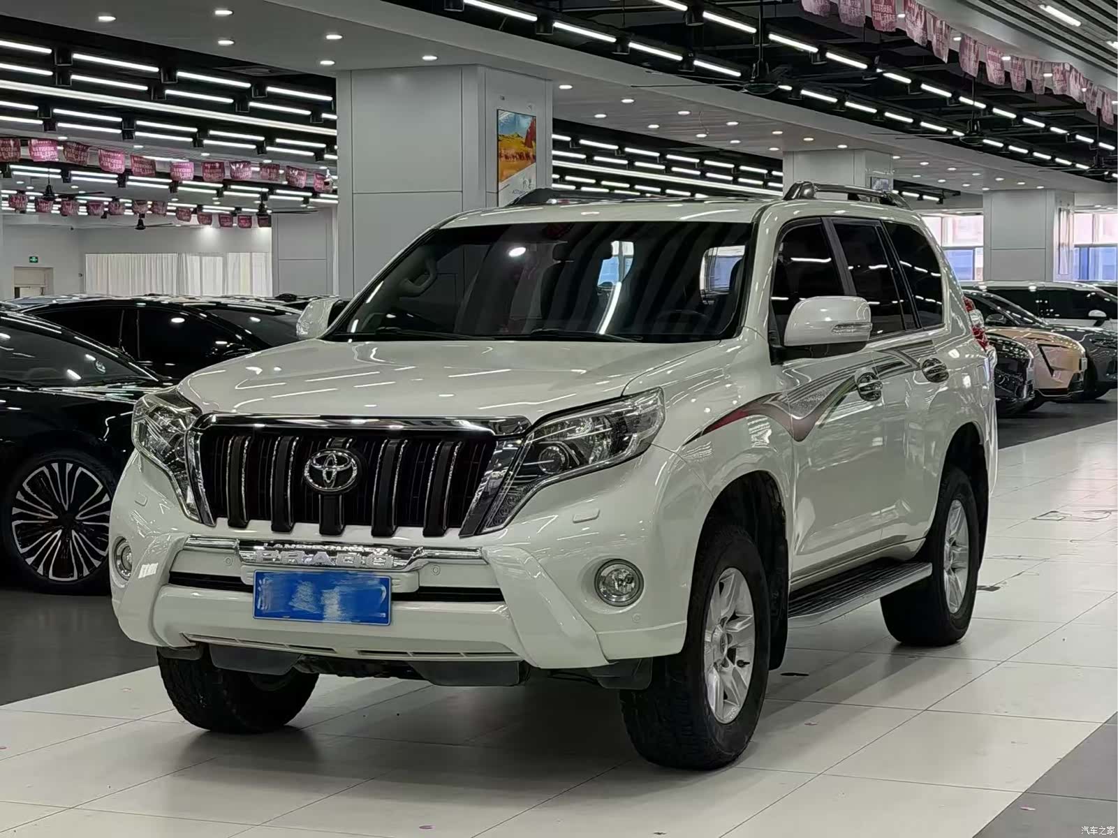 Toyota Prado, 2017 1