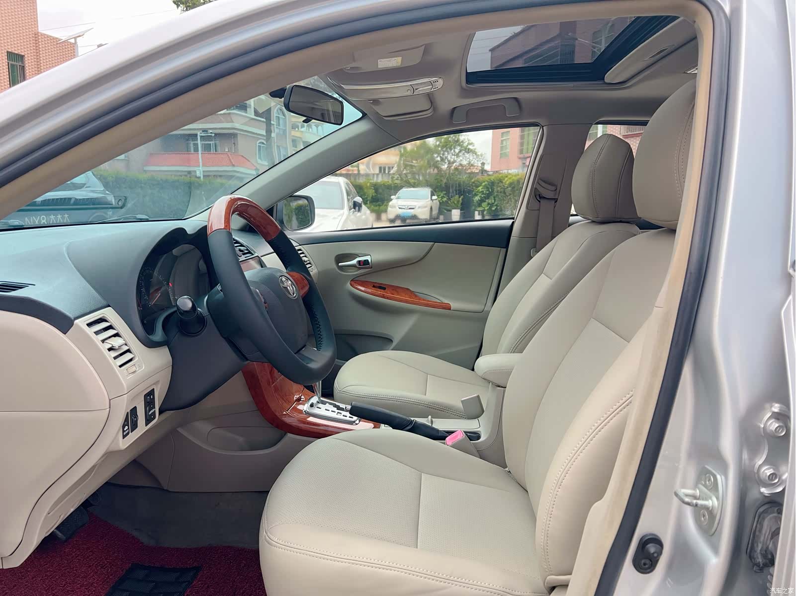 Toyota Corolla, 2012 7