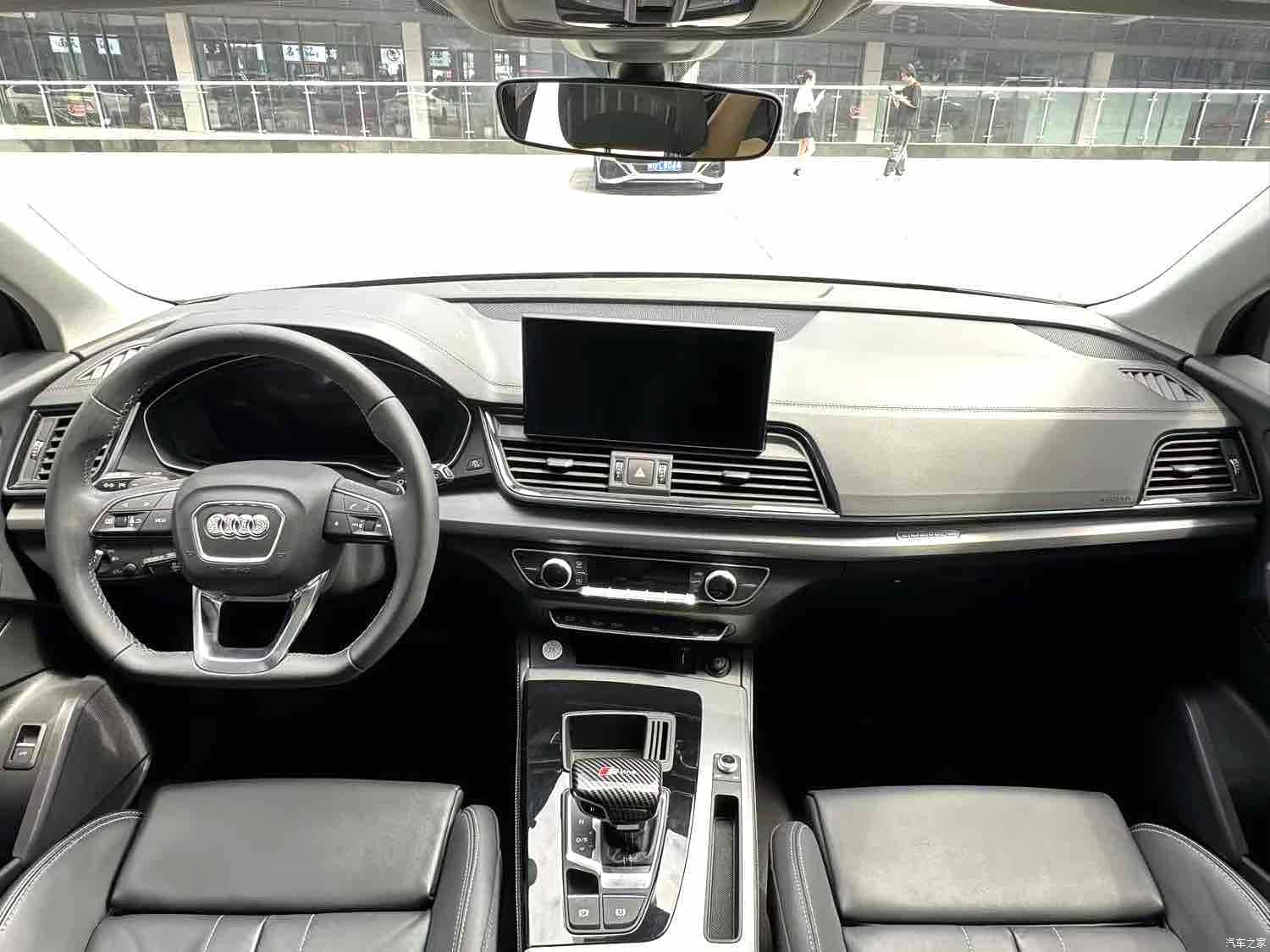 Audi Q5L, 2021 все фото