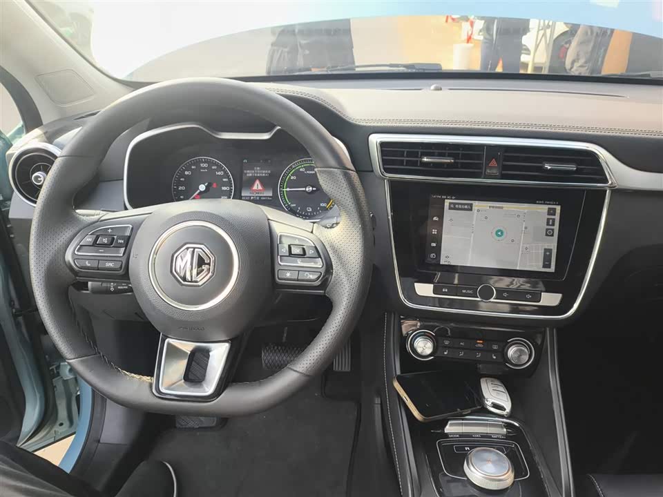 MG EZS pure electric