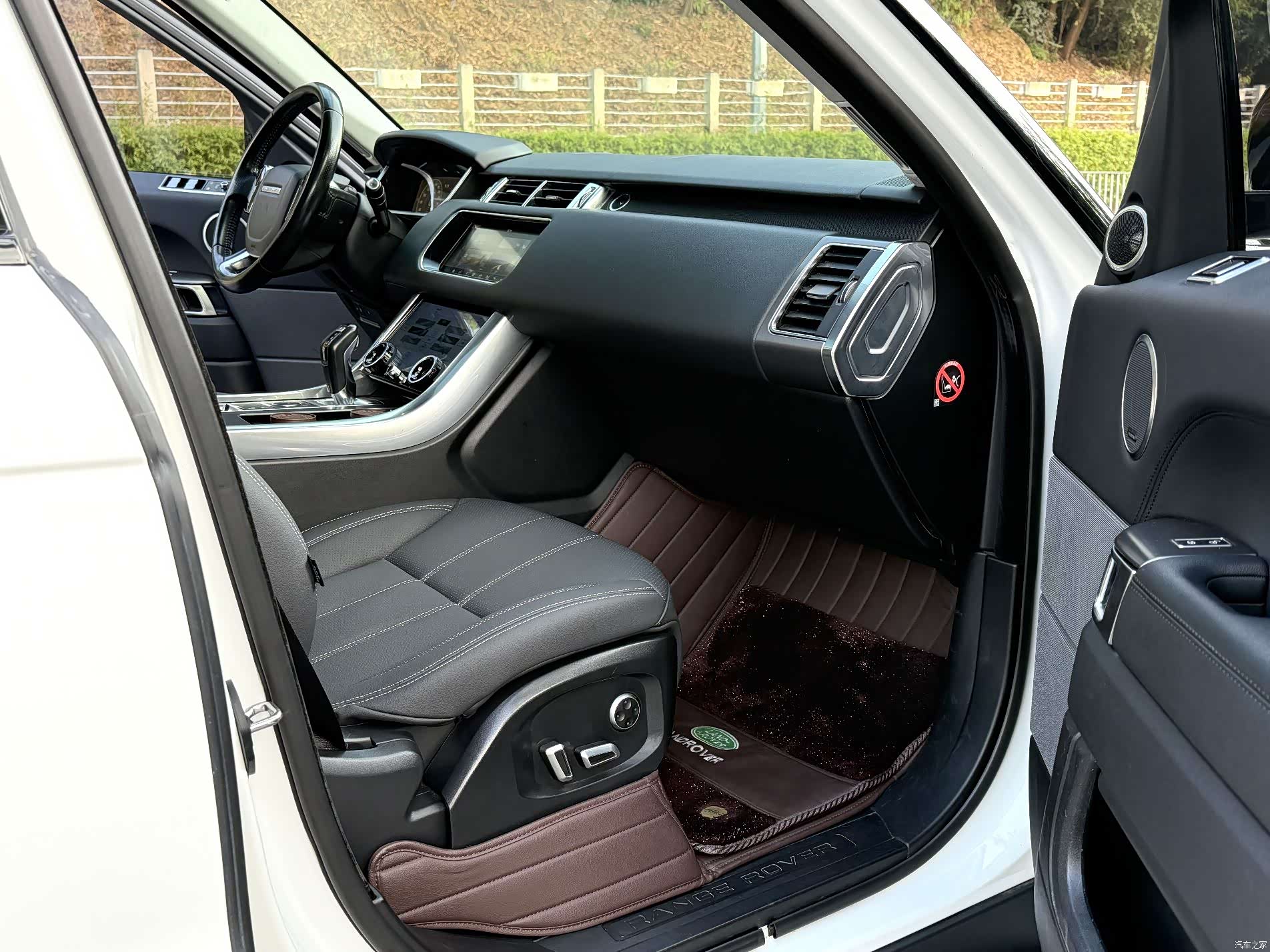 Land Rover Range Rover, 2018 11