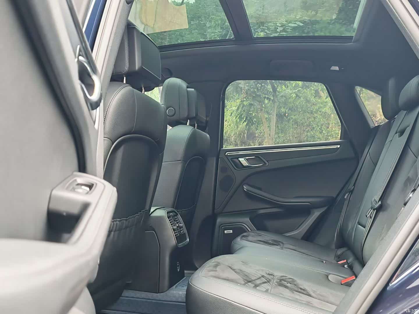Porsche Macan, 2021 9