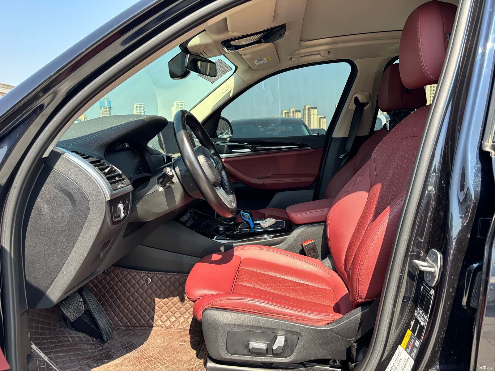 BMW iX3, 2023 4