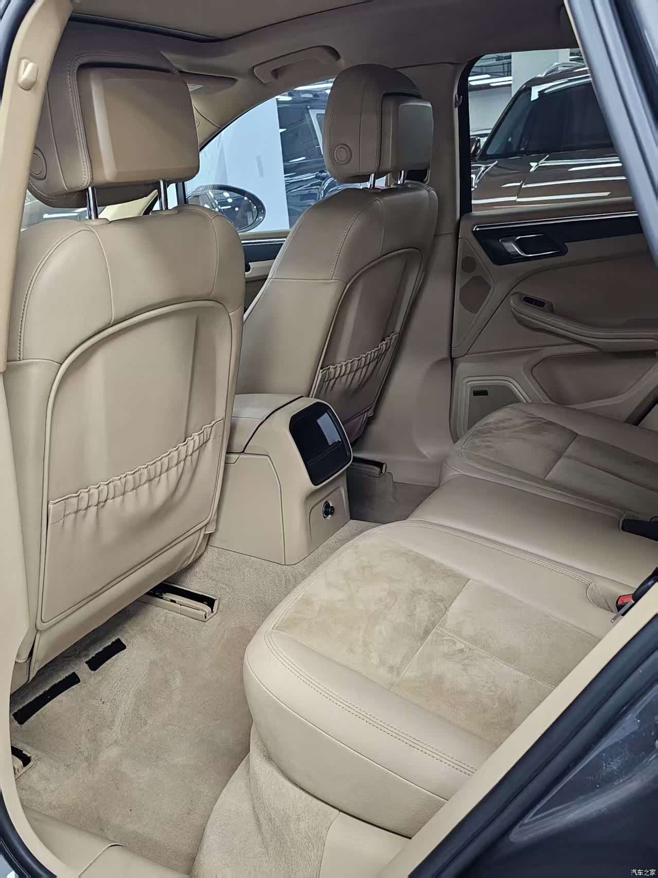 Porsche Macan, 2016 12