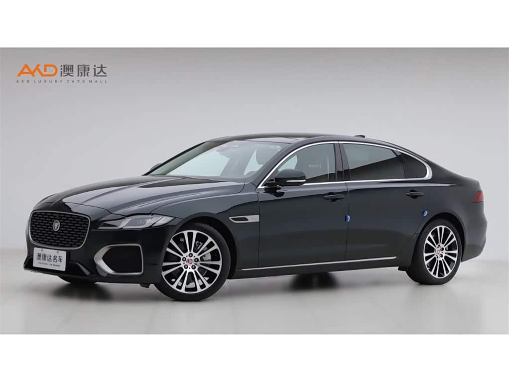 Jaguar XFL