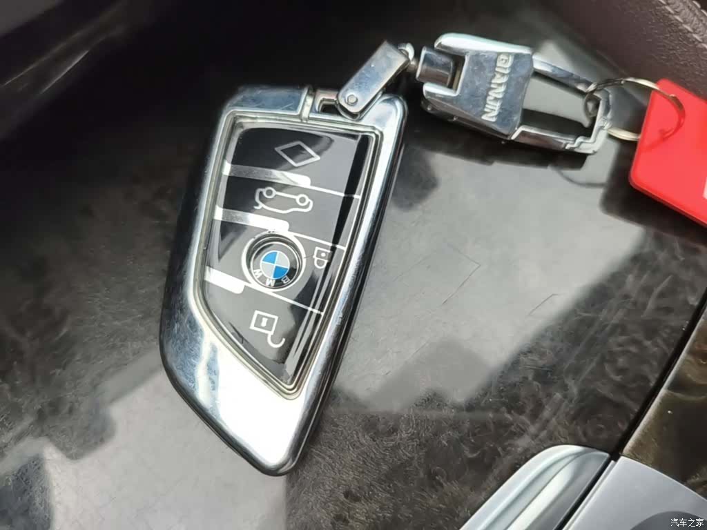 BMW 5 Series, 2021 9