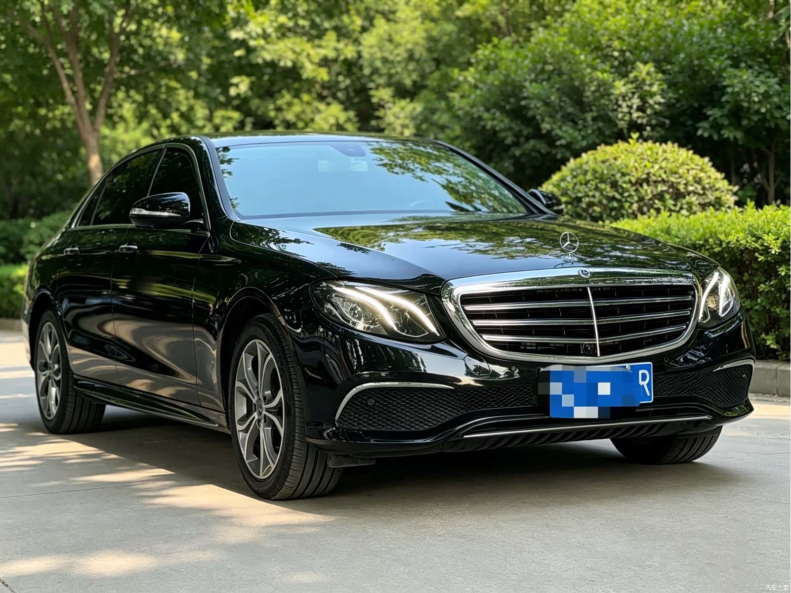 Mercedes-Benz E-Class, 2020 3