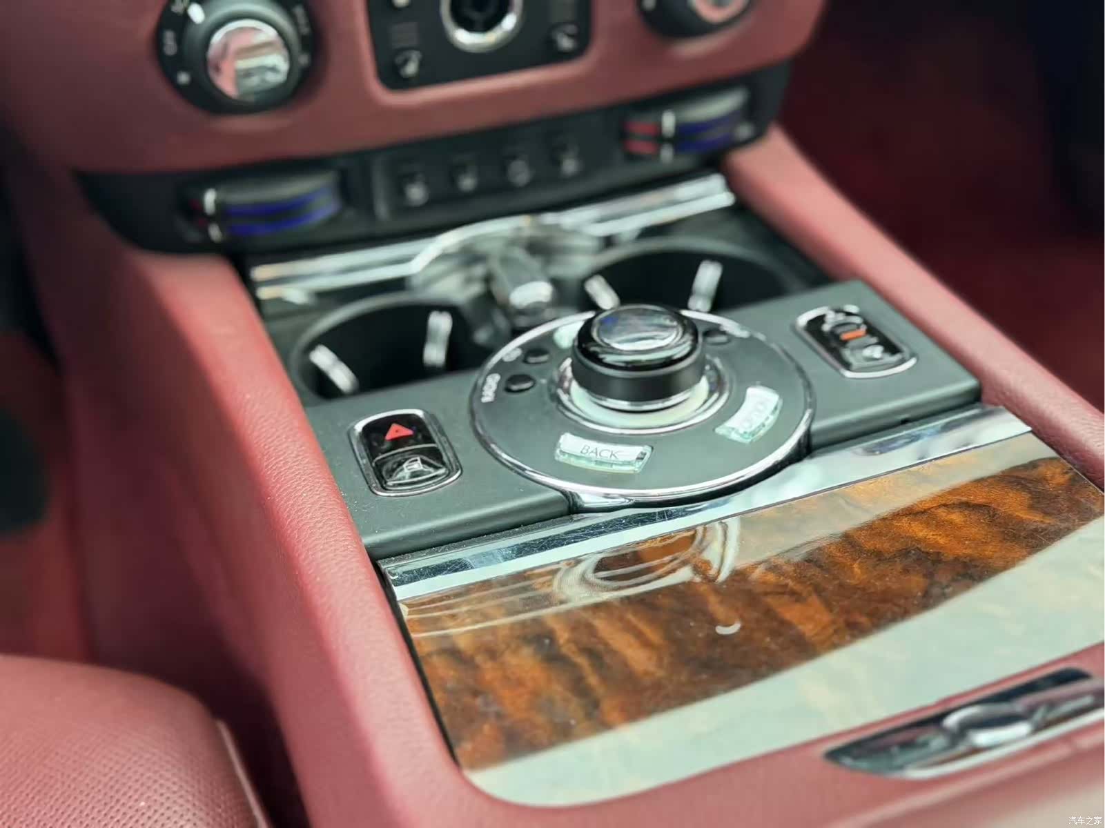 Rolls-Royce Ghost, 2013 6