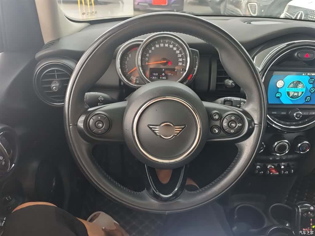 Mini ONE, 2019 11
