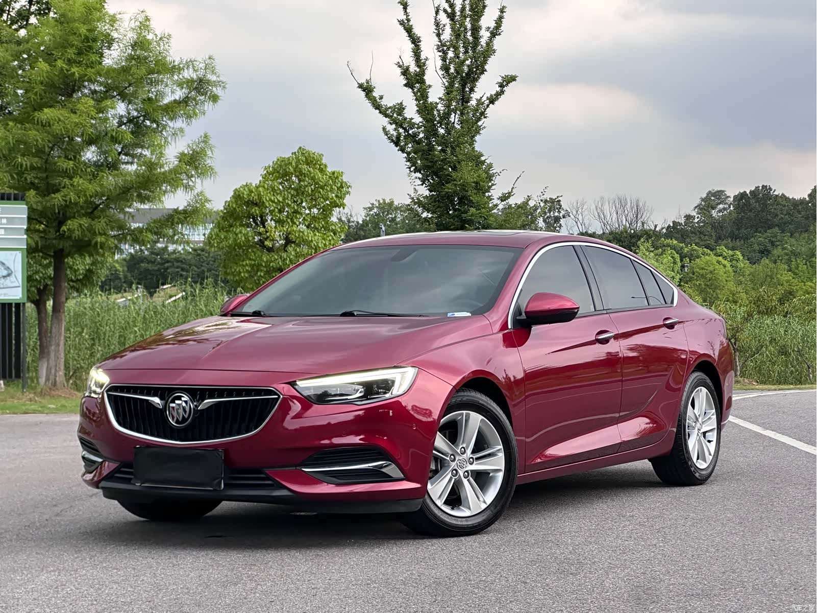 Buick Regal, 2019 1