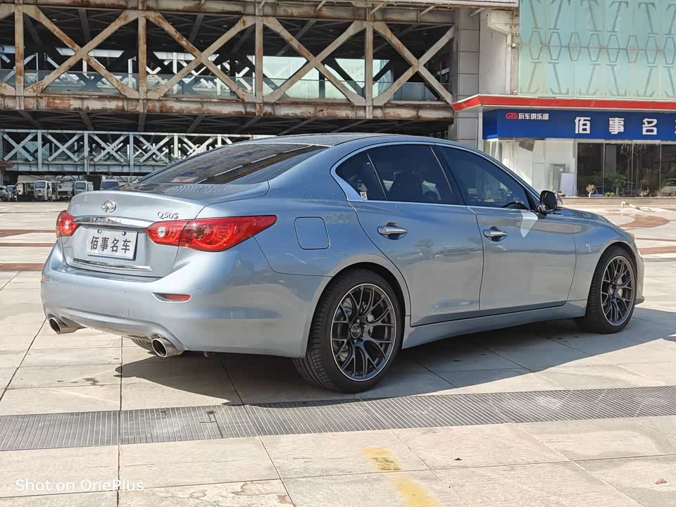 Infiniti Q50