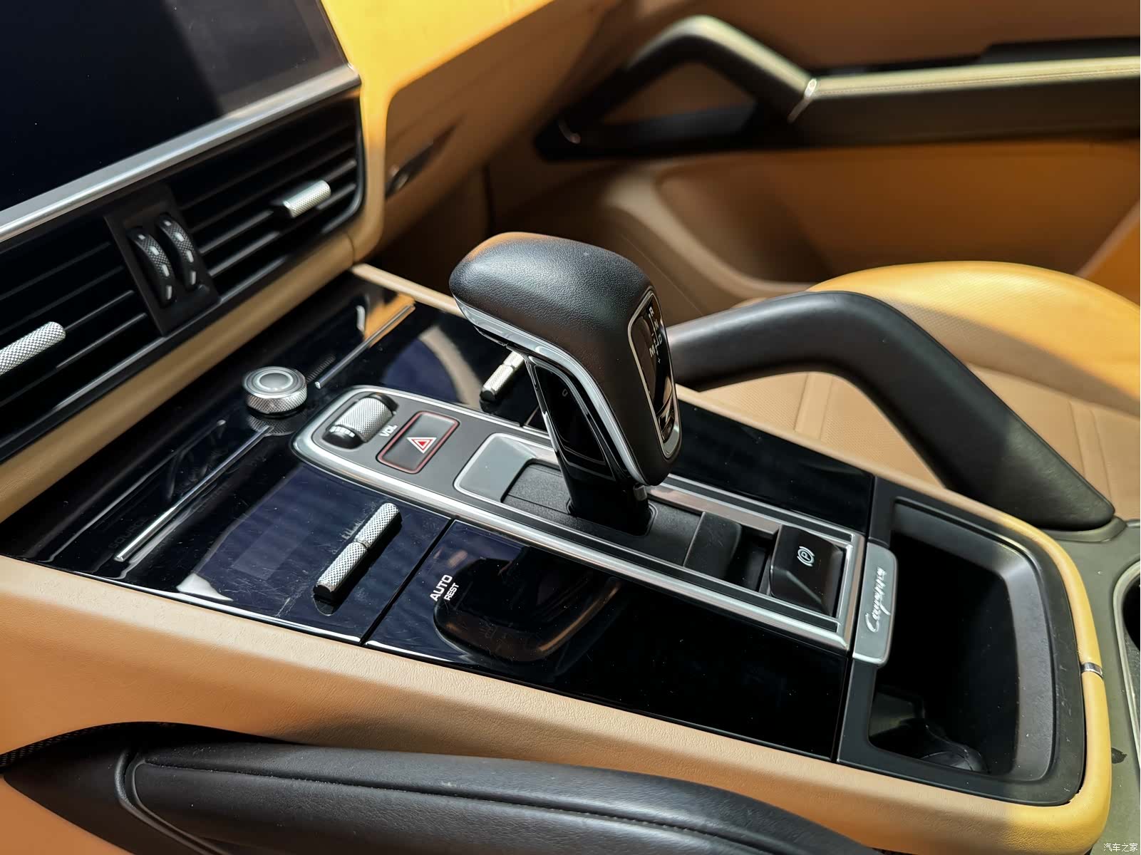 Porsche Cayenne, 2018 16