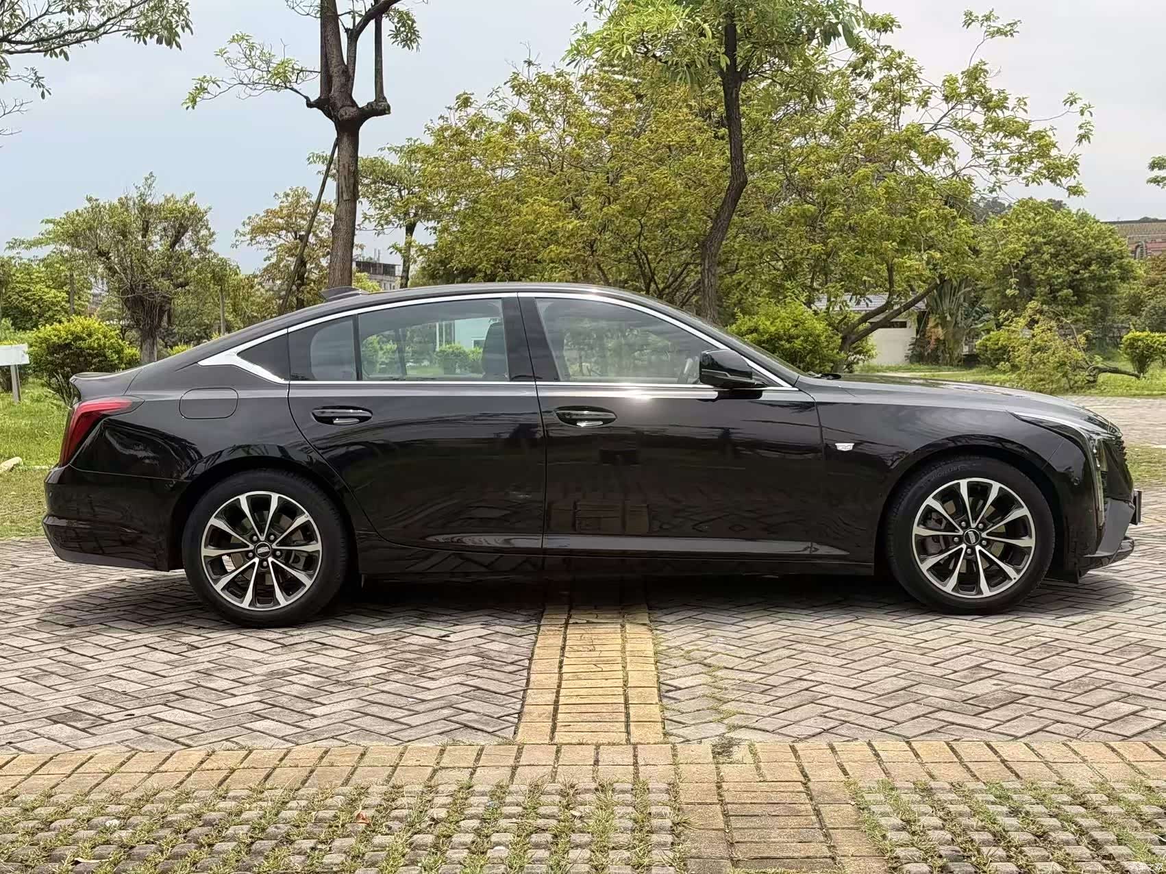 Cadillac CT5, 2026 4
