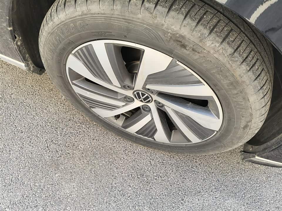 Volkswagen Magotan GTE