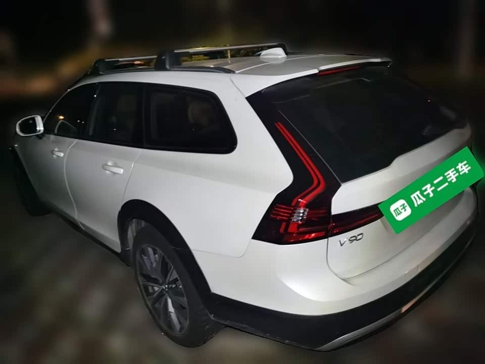 Volvo V90