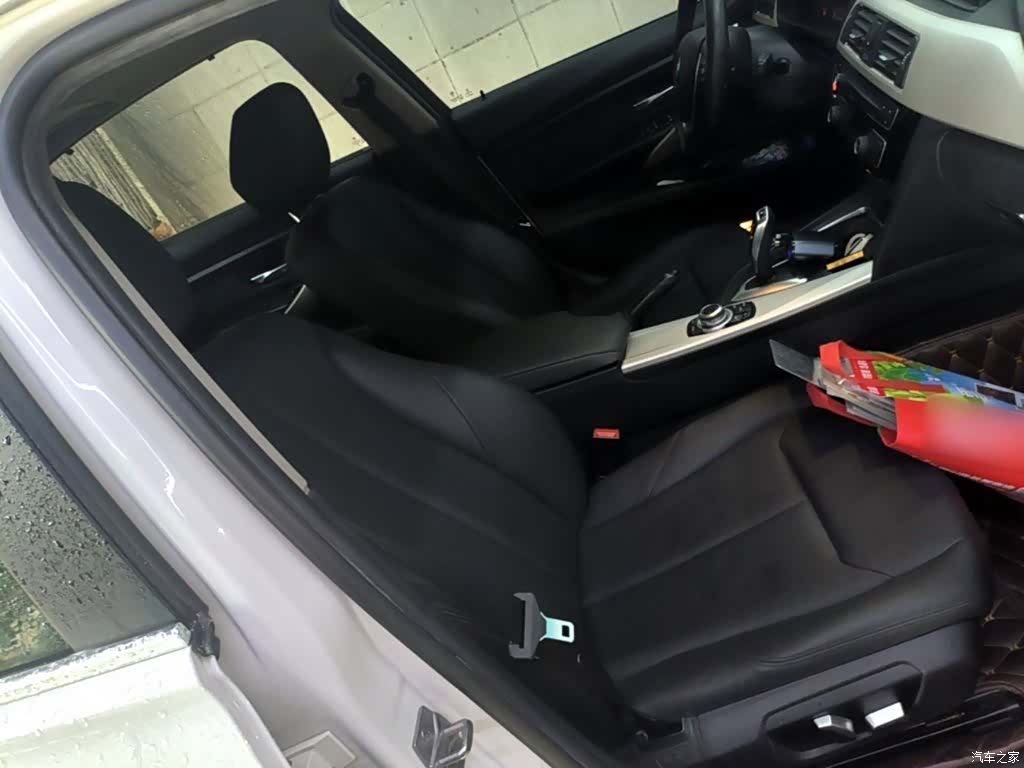 BMW 3 Series, 2016 25