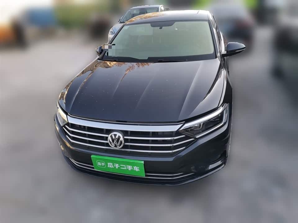 Volkswagen Sagitar