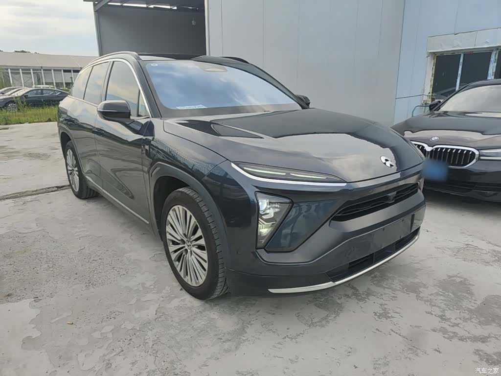NIO ES6, 2022 4